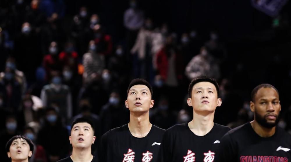 午夜成年视频